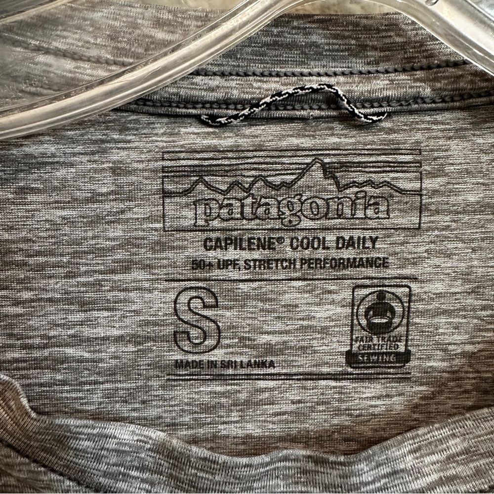 Patagonia Capilene Cool Daily Logo Performance T Shirt Gray Men’s Small - Picture 4 of 5